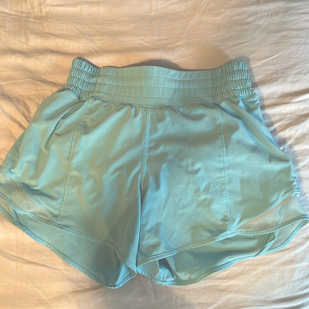 Lululemon Hotty Hot shorts